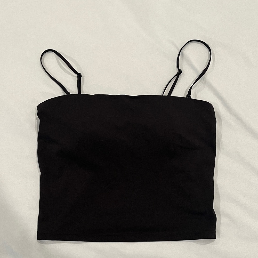 Uniqlo bra top